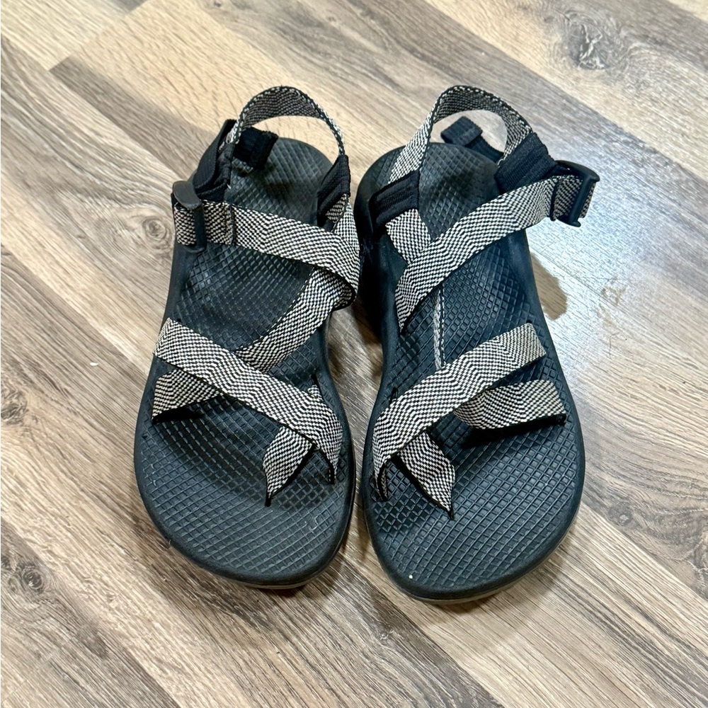 Chaco Women's Black and Gray Sandals